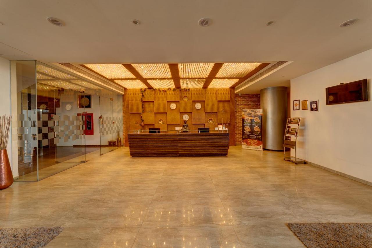 Icon Business Hotel By Bhagini Bangalore Exterior foto