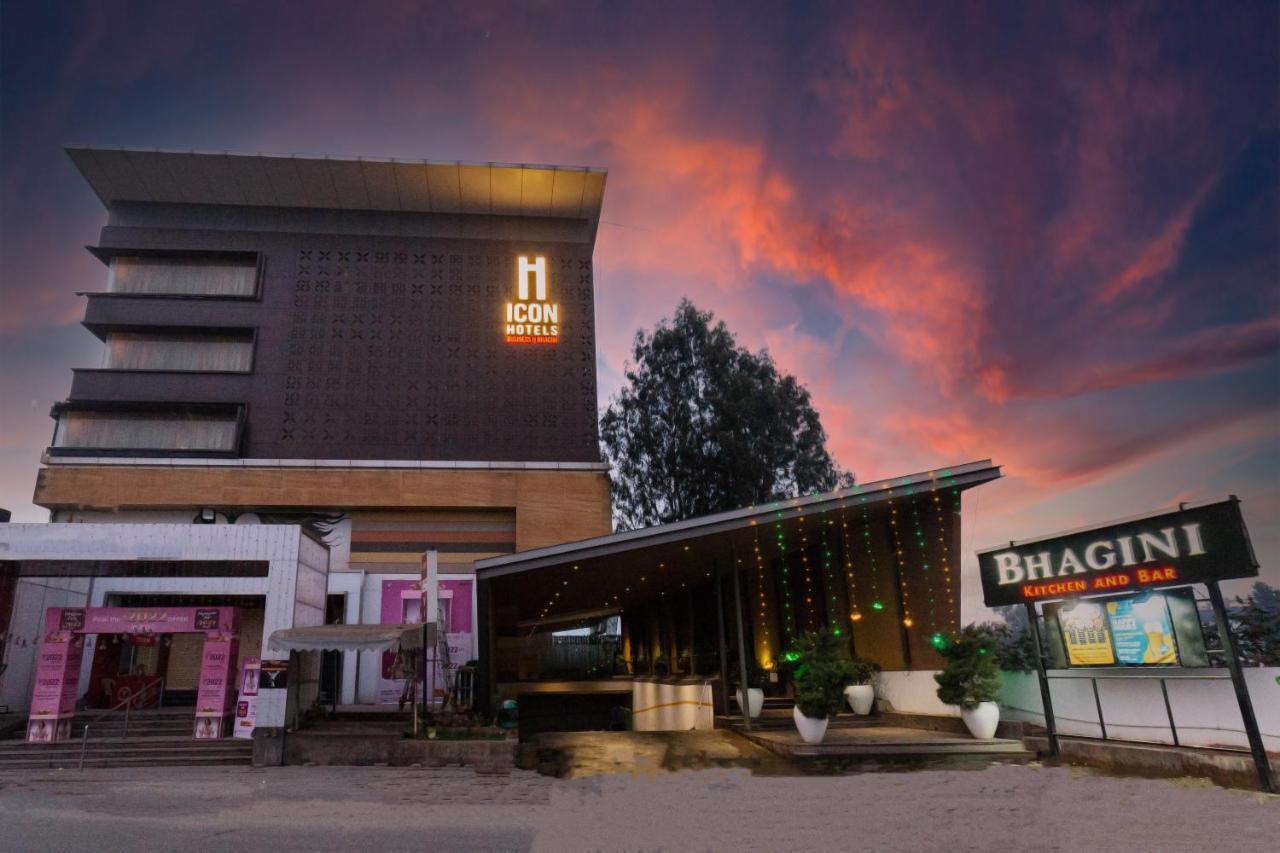 Icon Business Hotel By Bhagini Bangalore Exterior foto